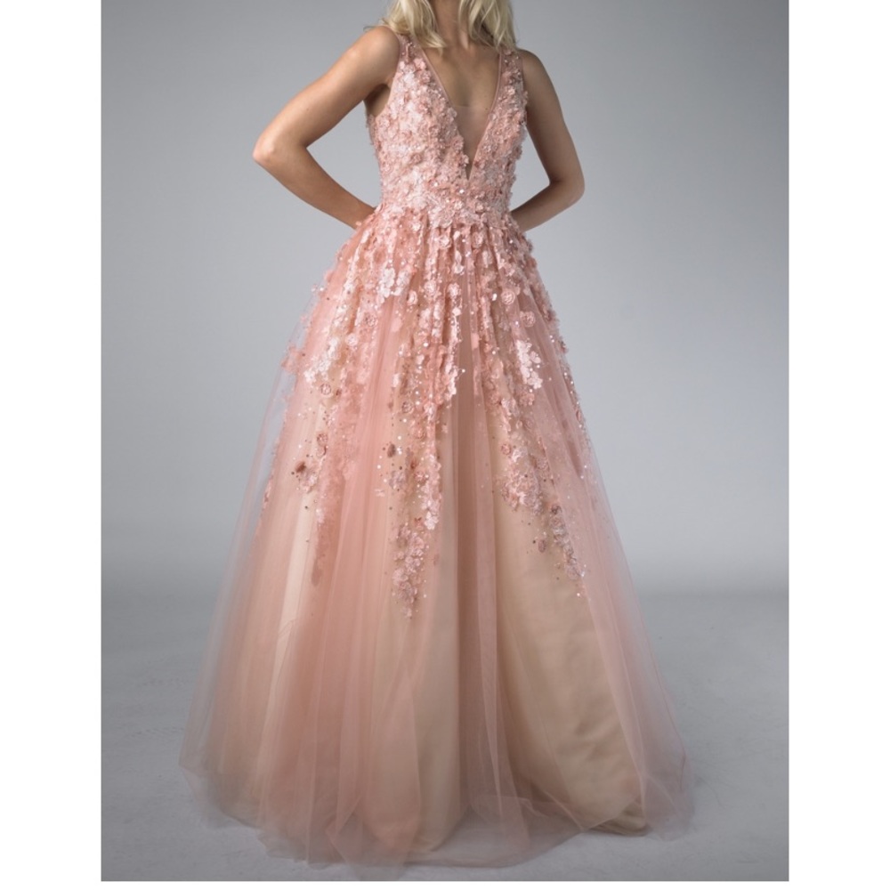 Basix Black Label Dress,size 6,peach color